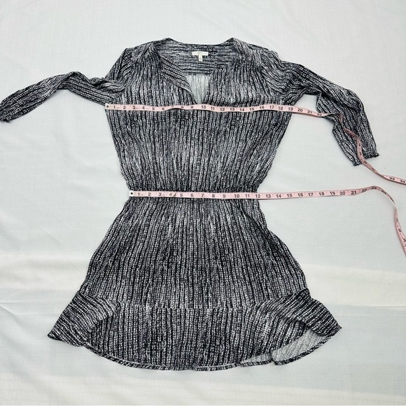 Joie size XS Black White Smocked Waist Mini Dress - Picture 13 of 14